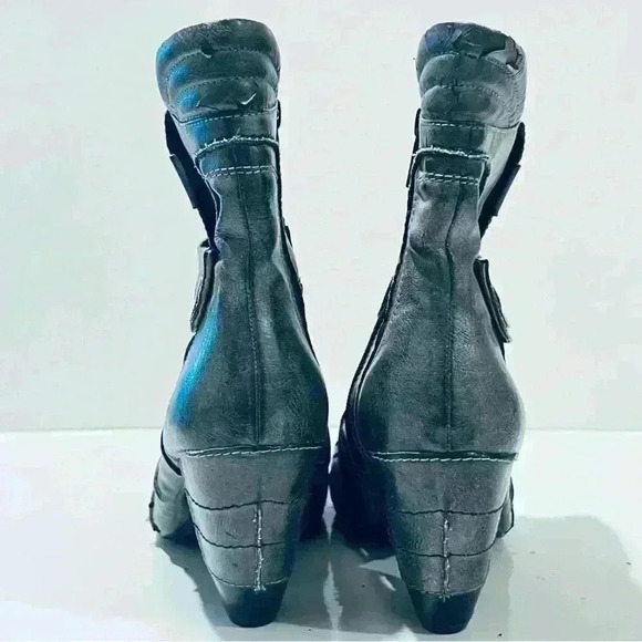 MUSTANG BOOTS GREEN  DISTRESSED LEATHER ROUND SQUARE TOE ANKLE BOOTIE SIZE 41 - Picture 10 of 17